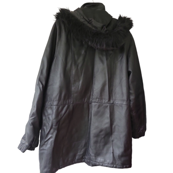 Liz philipis leather coat - Picture 3 of 7